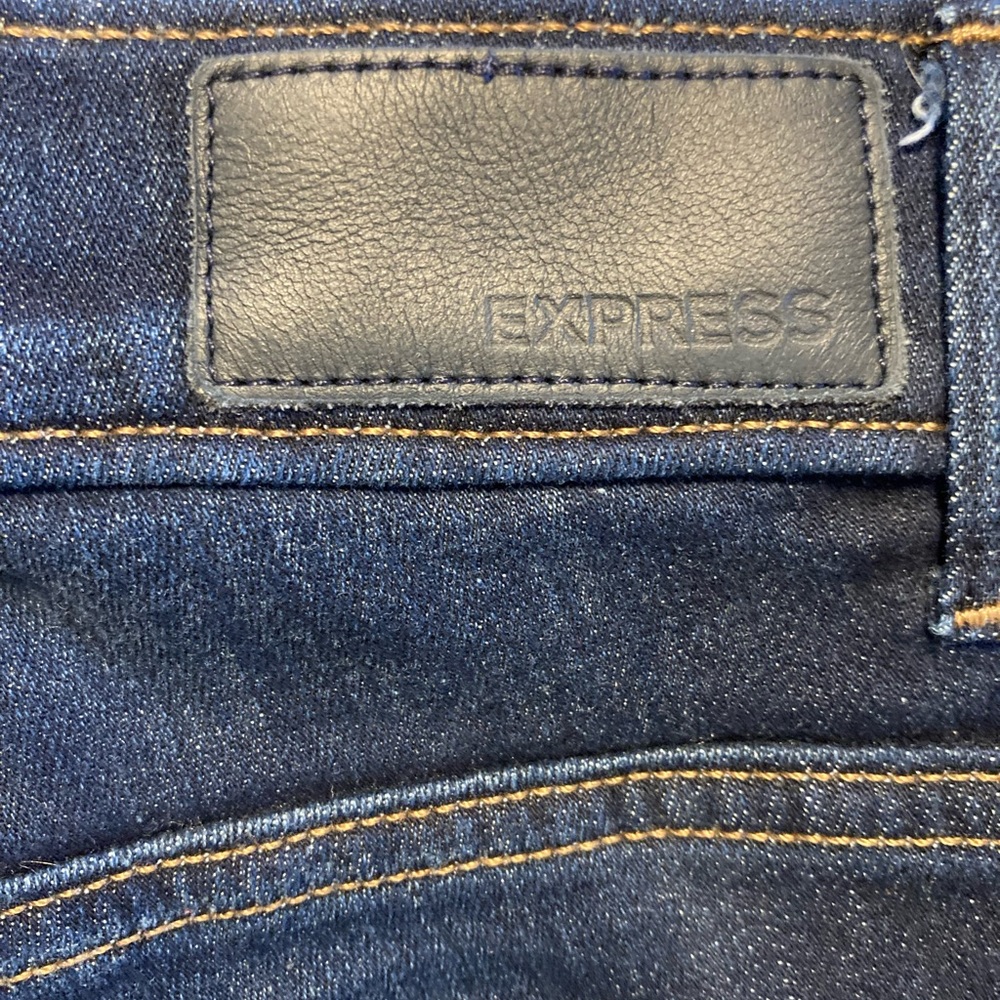 Express High Rise Jeans - Picture 3 of 4